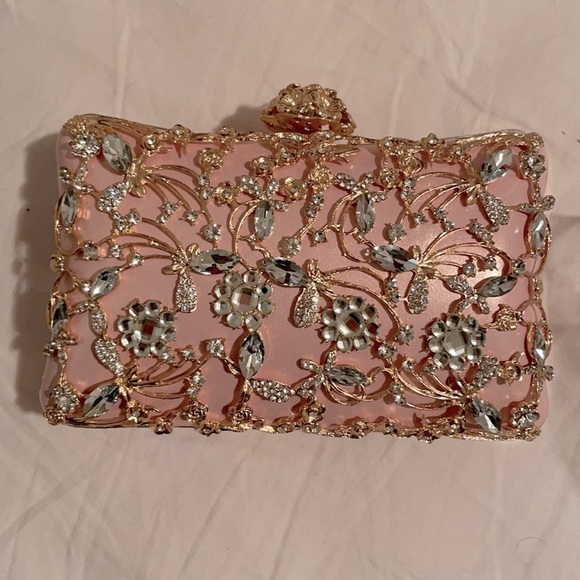 *Host Pick* Classic Crystal Embellished Minaudiere with golden chain strap - Picture 3 of 10